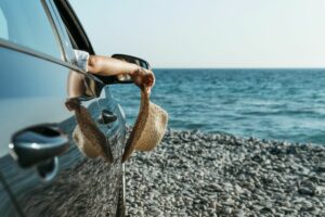 Comment protéger la carrosserie de votre voiture du sel et du soleil à Nice ?